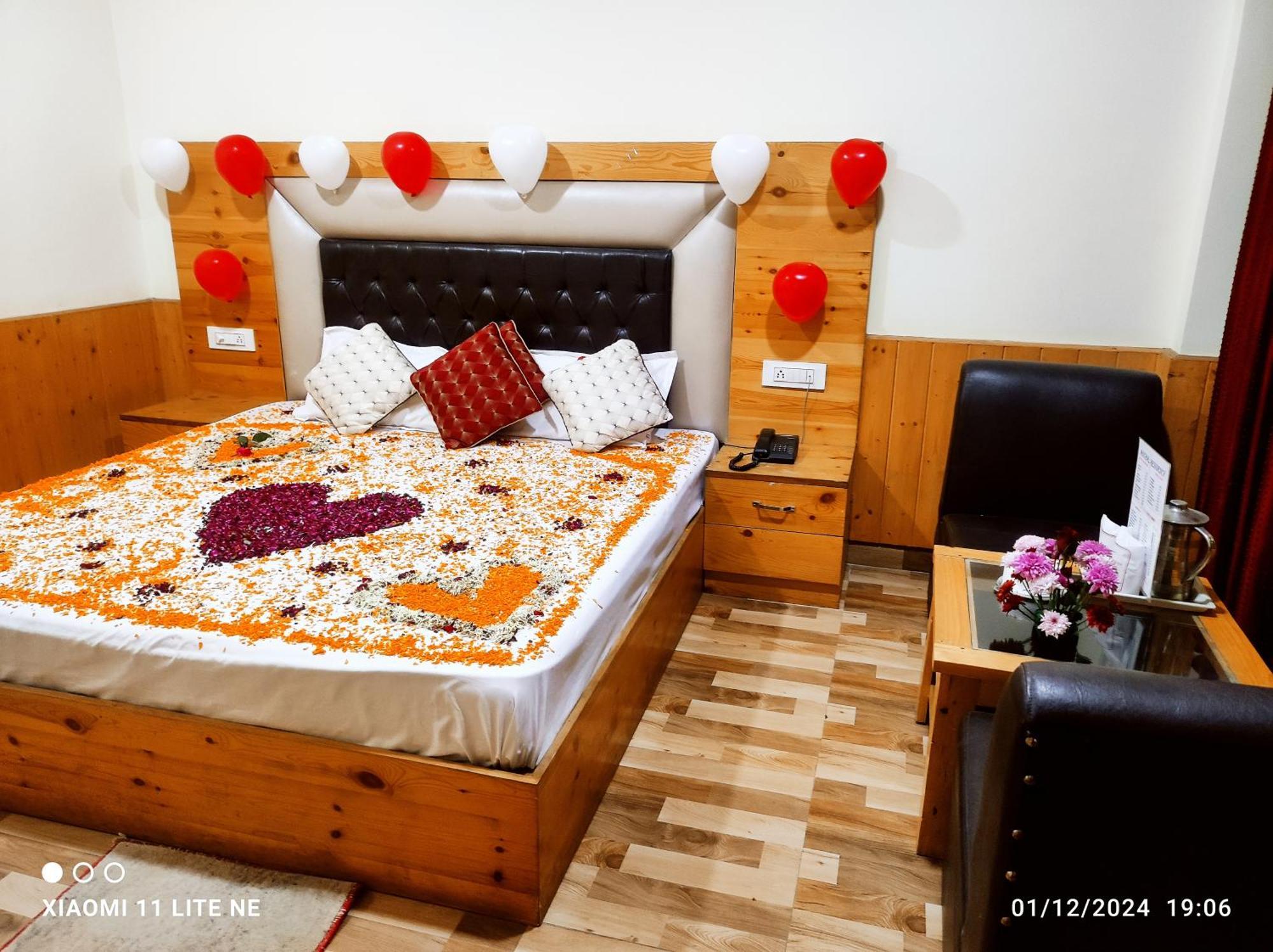 Hotel Anchal Residency Unit Of Best Quality Trip Pvt Manāli Zewnętrze zdjęcie